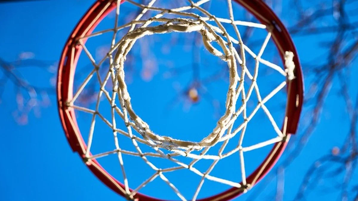 NBA休赛期十队调整在即,阵容结构与角色分工成关键